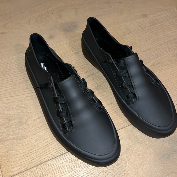 Melissa Ulitsa sneakers NWOT - Picture 2 of 3